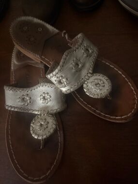 Jack Rogers Metallic Silver Leather Floral Thong Sandals